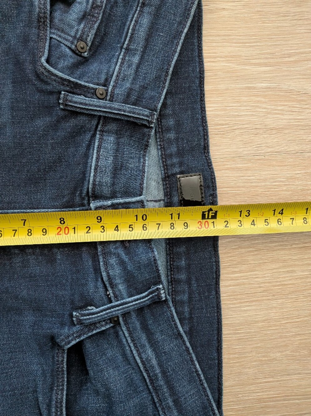 MOTHER Jeans Women's 28 The Weekender Fray Mint Condition Flare - Picture 11 of 13